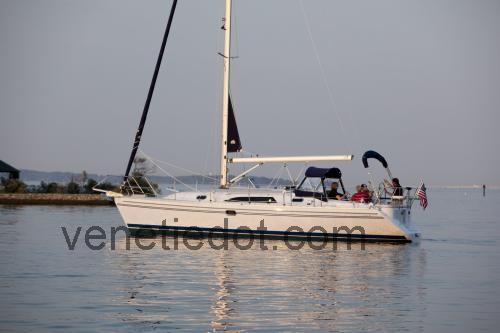 Catalina 355 Tekniset tiedot ja arvostelut